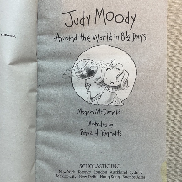 📚 3-Book Bundle Judy Moody Series # 1,3 & 7 - Picture 9 of 14